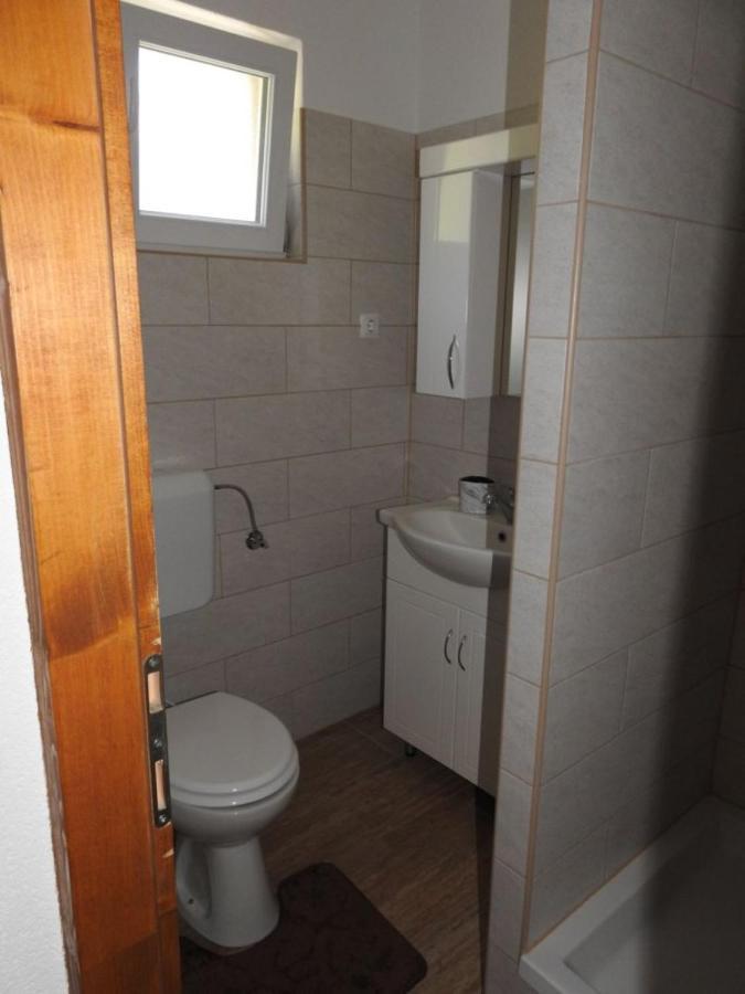 Omar & Una Apartmani Bihać Exterior foto